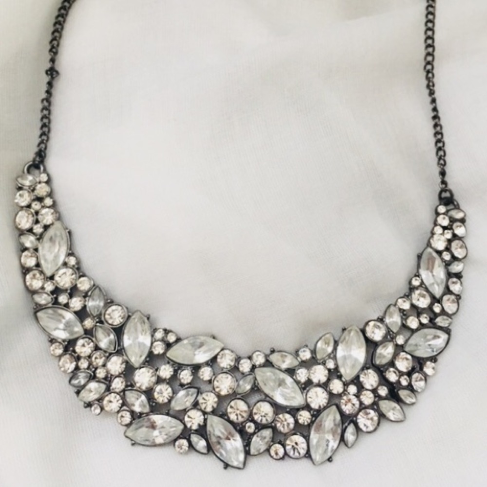 Forever 21 statement necklace